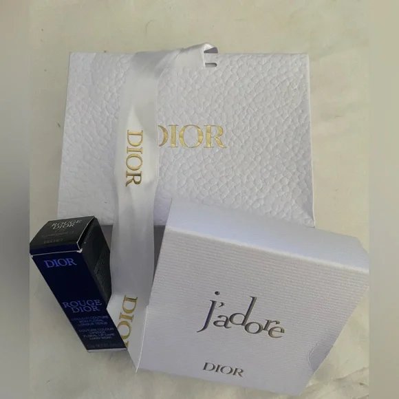 Dior Jadore Sample Set Dior Lip Care in a Dior Gift Bag White and Gold Elegance - Picture 5 of 7
